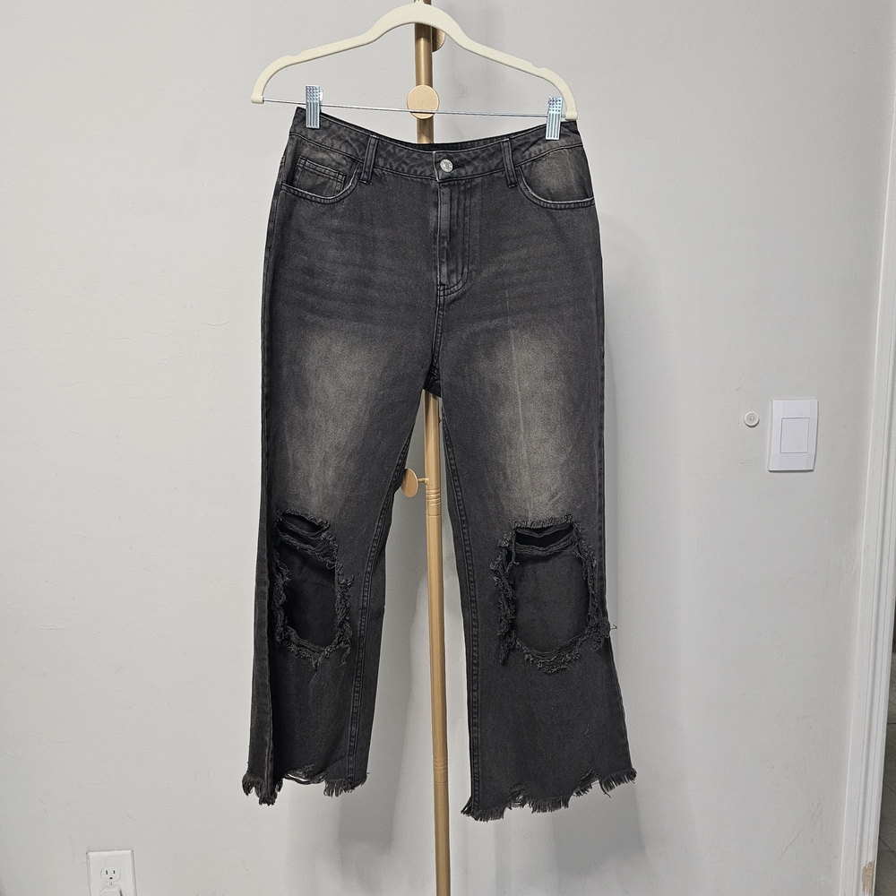NWOT BiBi Black Distressed Wide-Leg Jeans Cropped SZ Small